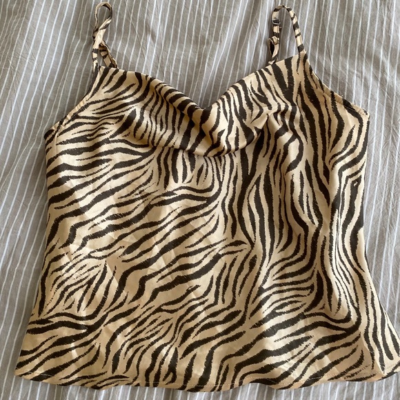 Silk zebra print top🙉 - Picture 1 of 2